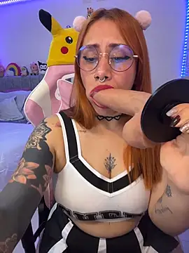 Snapshot of Luna_Paris_ chatting on March 2026 11:23:02 PM Luna Paris online show from March 2026 11:23:02 PM