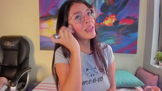 annyluna1 online show from July 2026 11:28:01 AM