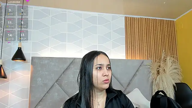 Snapshot of Sammy_Fit_ chatting on December 2025 12:23:02 PM Sammy Fit online show from December 2025 12:23:02 PM