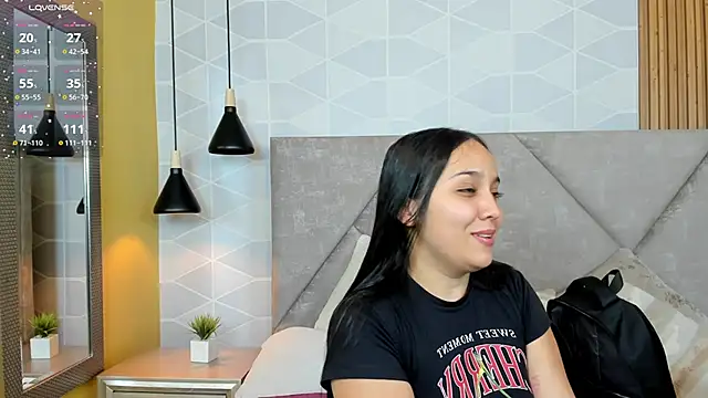 Snapshot of Sammy_Fit_ chatting on January 2026 12:42:01 PM Sammy Fit online show from January 2026 12:42:01 PM