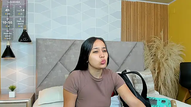 Snapshot of Sammy_Fit_ chatting on February 2026 12:59:02 PM Sammy Fit online show from February 2026 12:59:02 PM