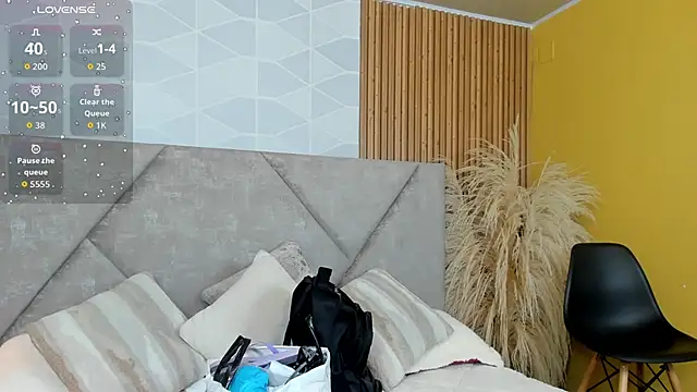 Snapshot of Sammy_Fit_ chatting on February 2026 12:28:02 PM Sammy Fit online show from February 2026 12:28:02 PM