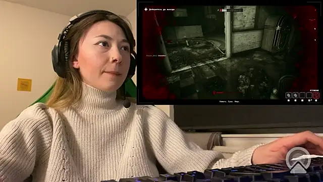 chibi moon  online show from March 2026 08:14:01 PM