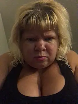 JemJensen30 online show from October 2025 06:23:02 AM