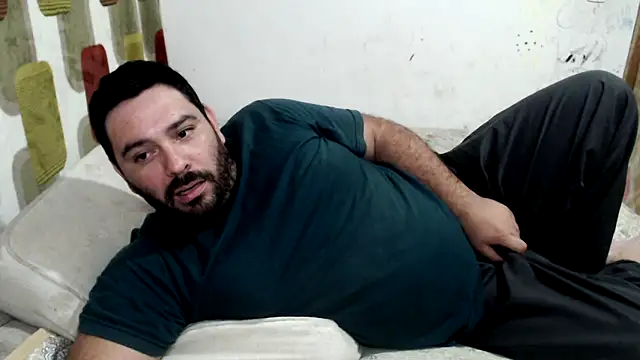 lucasprloco online show from December 2024 01:43:01 AM