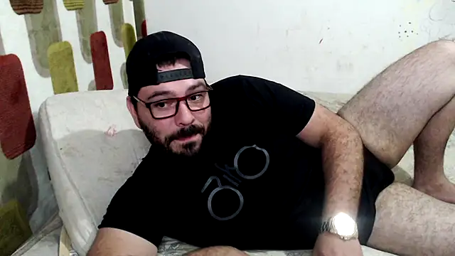 lucasprloco online show from December 2024 01:04:01 AM