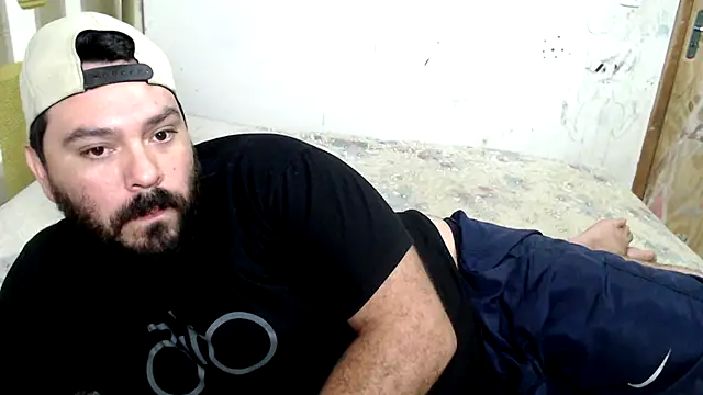 lucasprloco online show from January 2025 10:06:01 PM