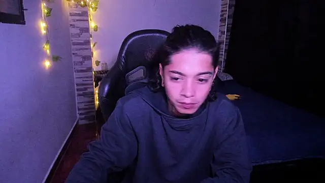 Snapshot of saad_man chatting on October 2025 05:21:02 AM saad man online show from October 2025 05:21:02 AM