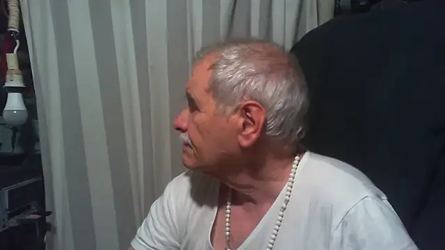 nonnomaturobisex online show from May 2026 08:43:01 AM