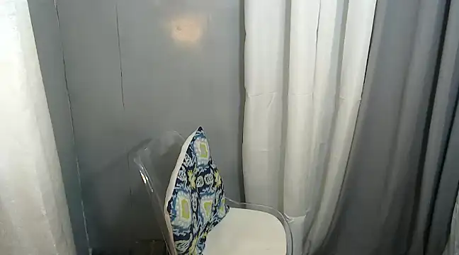 Snapshot of Delicate_Savannah chatting on December 2024 04:45:02 AM Delicate Savannah online show from December 2024 04:45:02 AM