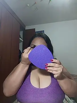 Snapshot of Van3orgasm4me chatting on January 2026 06:30:02 AM Van3orgasm4me online show from January 2026 06:30:02 AM