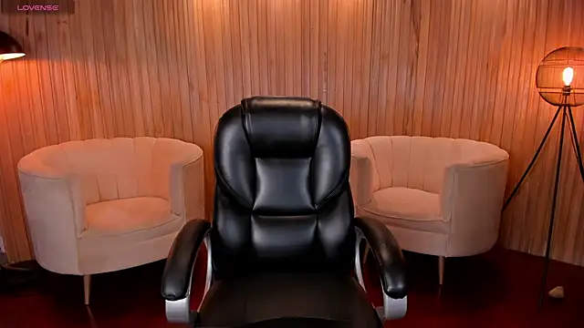 Snapshot of LexieWayne chatting on January 2025 08:00:01 PM LexieWayne online show from January 2025 08:00:01 PM