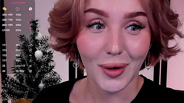 LianaFord online show from December 2025 06:37:02 PM