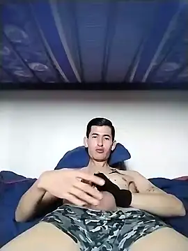 Snapshot of BIG___BEN chatting on December 2024 09:16:01 PM BIG BEN online show from December 2024 09:16:01 PM