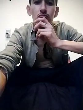 Snapshot of BIG___BEN chatting on December 2024 07:32:01 PM BIG BEN online show from December 2024 07:32:01 PM