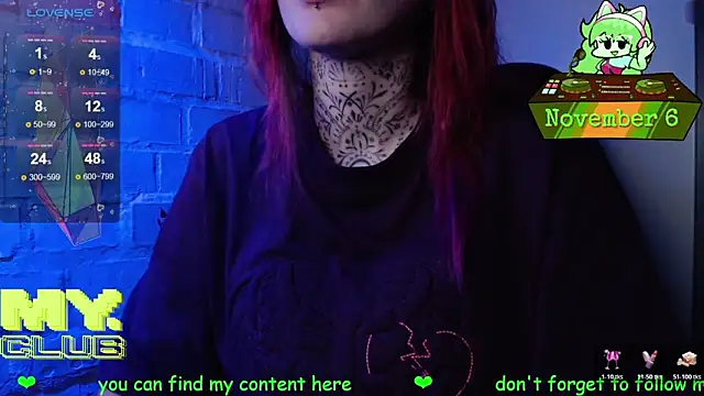 Witch Emma online show from November 2025 08:10:01 PM