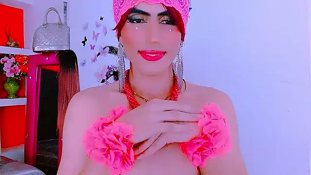 Snapshot of priscilahotker chatting on January 2025 03:27:01 PM priscilahotker online show from January 2025 03:27:01 PM