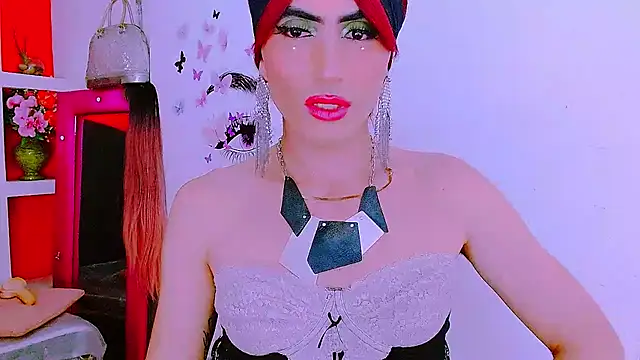 Snapshot of priscilahotker chatting on January 2025 04:44:01 AM priscilahotker online show from January 2025 04:44:01 AM