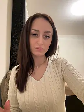 Zeyna1 online show from March 2025 05:18:01 PM