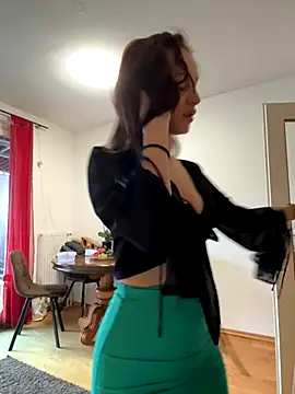 Zeyna1 online show from October 2025 03:00:02 PM