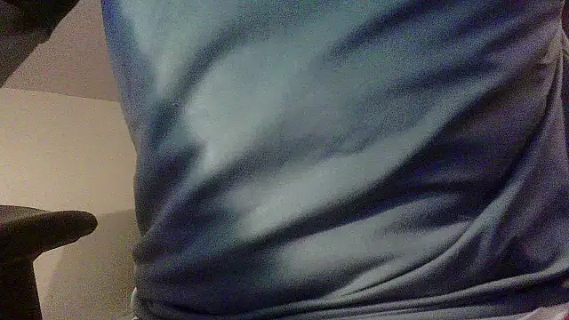 Snapshot of OralDesires2 chatting on December 2024 11:40:02 AM OralDesires2 online show from December 2024 11:40:02 AM