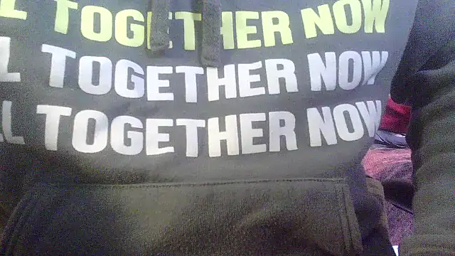 Snapshot of OralDesires2 chatting on December 2024 02:31:02 PM OralDesires2 online show from December 2024 02:31:02 PM