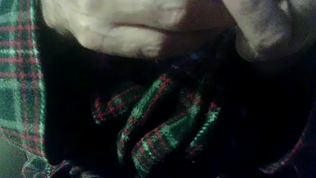 Snapshot of OralDesires2 chatting on January 2025 01:57:01 PM OralDesires2 online show from January 2025 01:57:01 PM