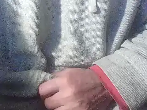 Snapshot of OralDesires2 chatting on January 2025 05:24:01 AM OralDesires2 online show from January 2025 05:24:01 AM