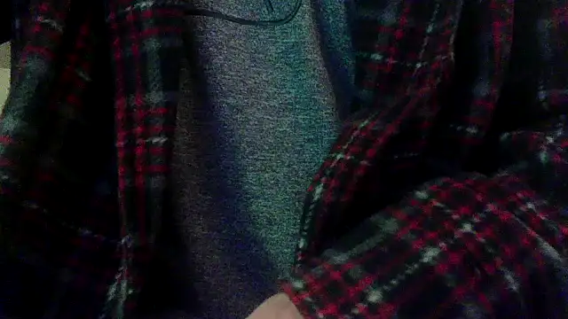 Snapshot of OralDesires2 chatting on February 2025 09:53:01 AM OralDesires2 online show from February 2025 09:53:01 AM