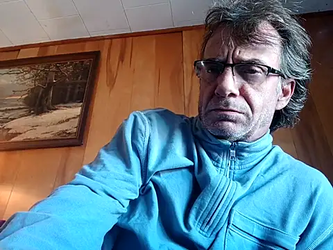 Snapshot of OralDesires2 chatting on October 2025 05:33:01 PM OralDesires2 online show from October 2025 05:33:01 PM