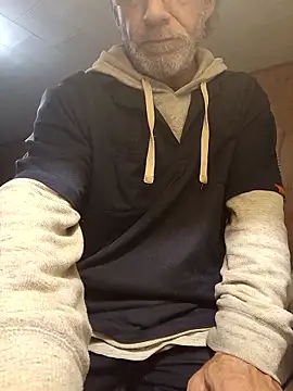 Snapshot of OralDesires2 chatting on December 2025 11:56:02 PM OralDesires2 online show from December 2025 11:56:02 PM