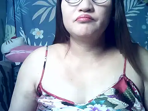 Amazing Angel22 online show from May 2026 03:50:01 PM