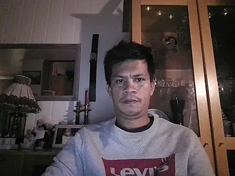 SweetasianHugoxxx online show from November 2025 01:59:02 AM