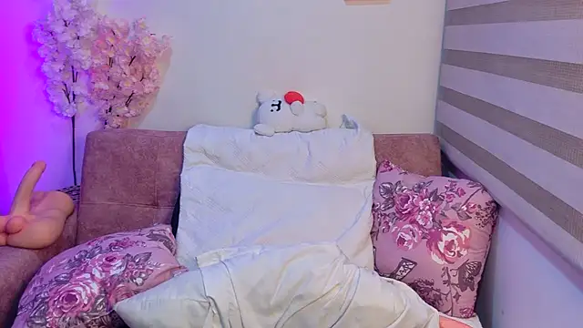 CristinaLaurentt online show from June 2026 01:28:02 AM