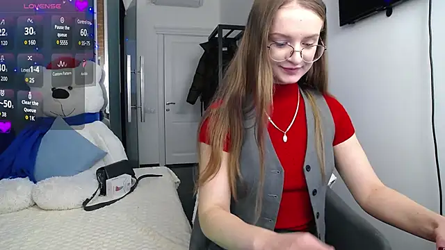 KateJonson online show from December 2024 02:22:01 PM