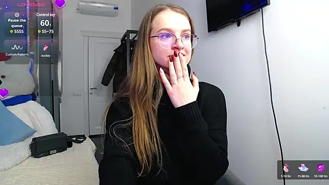 KateJonson online show from December 2024 08:47:01 AM