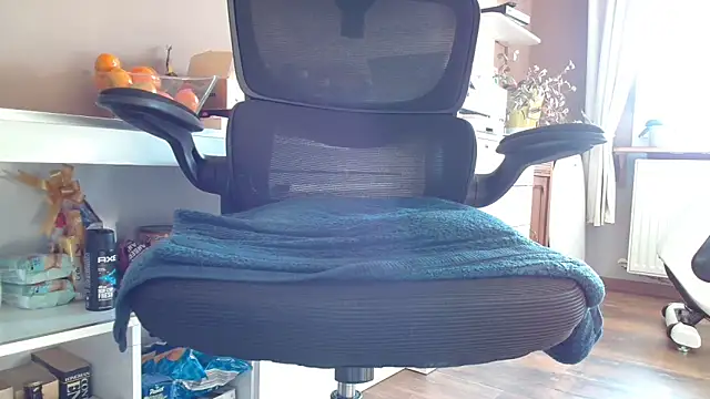 suedel65 online show from February 2025 01:06:01 PM