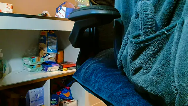 suedel65 online show from March 2025 05:28:01 AM