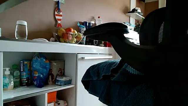 suedel65 online show from September 2025 03:13:01 PM