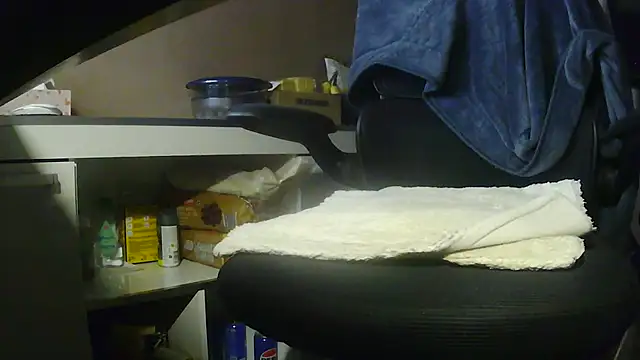 suedel65 online show from April 2026 02:12:02 AM