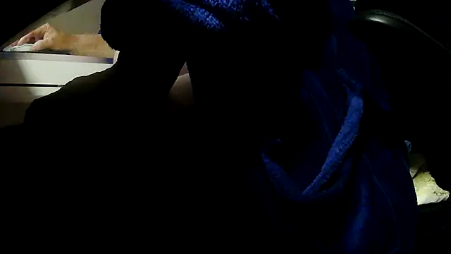 suedel65 online show from May 2026 03:04:02 AM