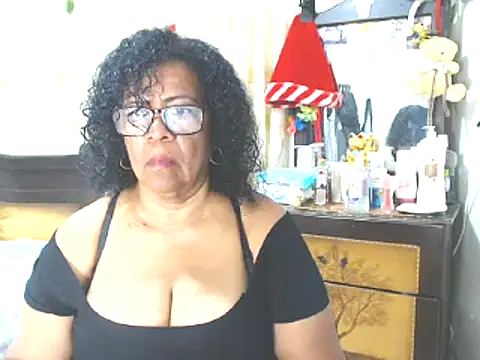 Yayis-hot-sexyw online show from December 2024 09:51:01 PM