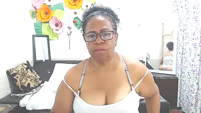 Yayis-hot-sexyw online show from March 2025 11:11:01 PM