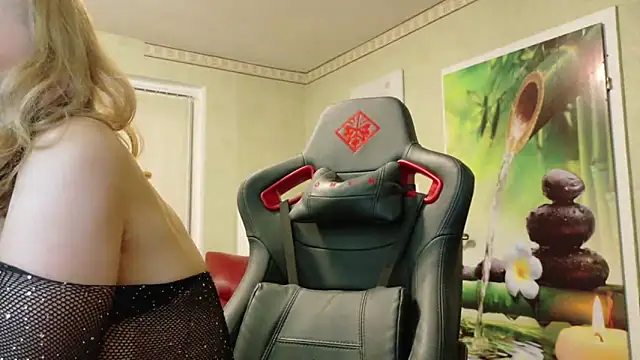 HotLana69 online show from February 2025 04:59:02 PM