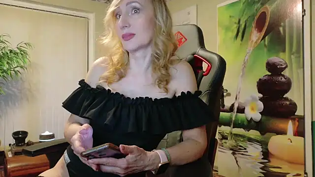 HotLana69 online show from March 2026 05:30:01 PM