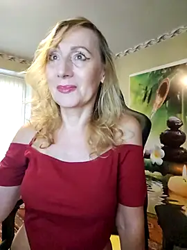 HotLana69 online show from July 2026 05:28:02 PM