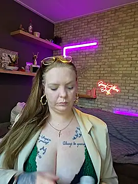 Melissa1994- online show from April 2026 01:39:02 PM