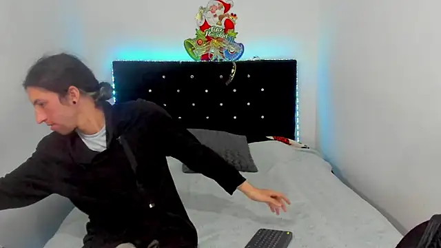 Snapshot of shelby__hotshoww chatting on December 2024 01:15:02 AM shelby hotshoww online show from December 2024 01:15:02 AM