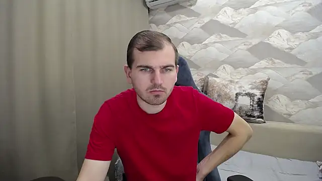 SerzhKorol1 online show from November 2025 04:33:02 AM