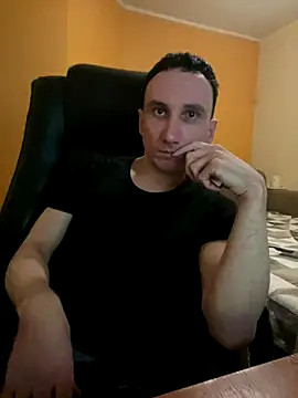 Snapshot of Kuroshitsuji7 chatting on January 2026 01:31:02 AM Kuroshitsuji7 online show from January 2026 01:31:02 AM